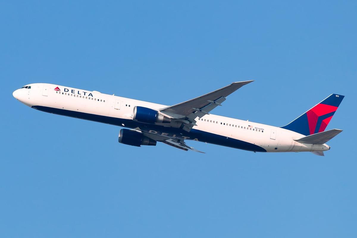 photo-of-Boeing 767-400ER