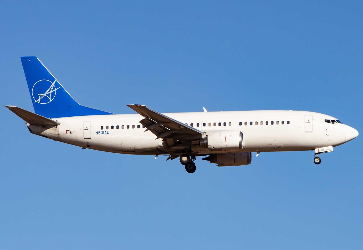 photo-of-Boeing 737-300