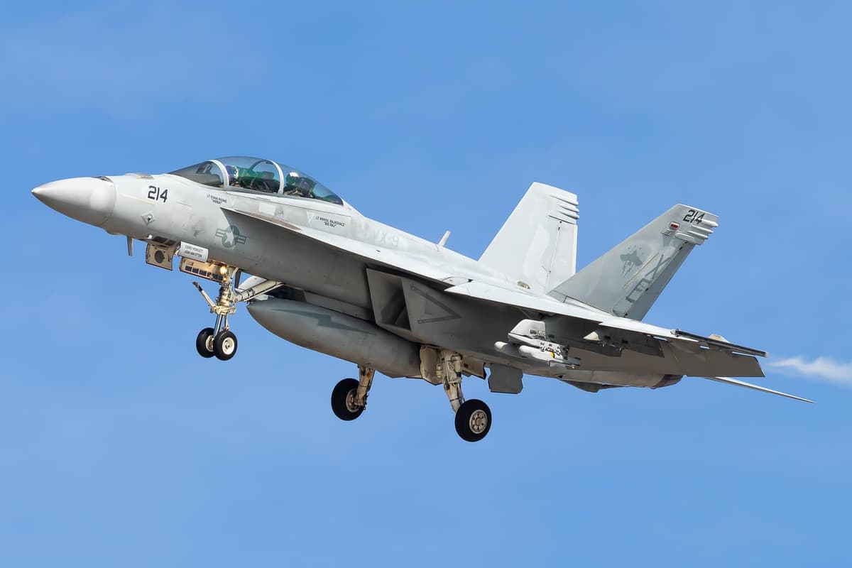 photo-of-F/A-18 Super Hornet